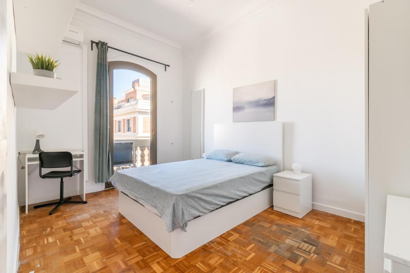 ברצלונה Balmes Private Rooms מראה חיצוני תמונה