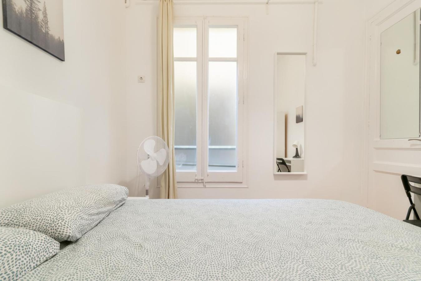 ברצלונה Balmes Private Rooms מראה חיצוני תמונה