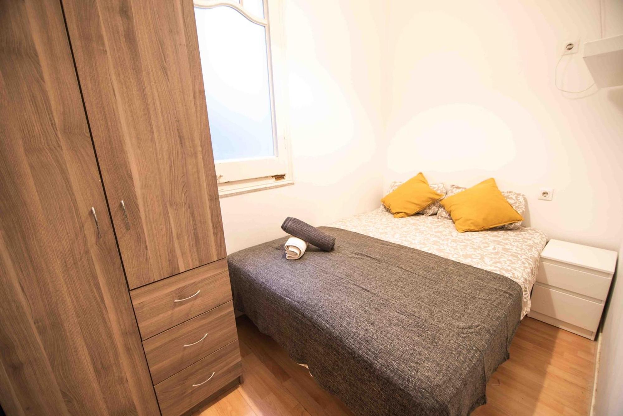 ברצלונה Balmes Private Rooms מראה חיצוני תמונה